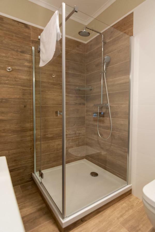 Homestay Brass Suites
