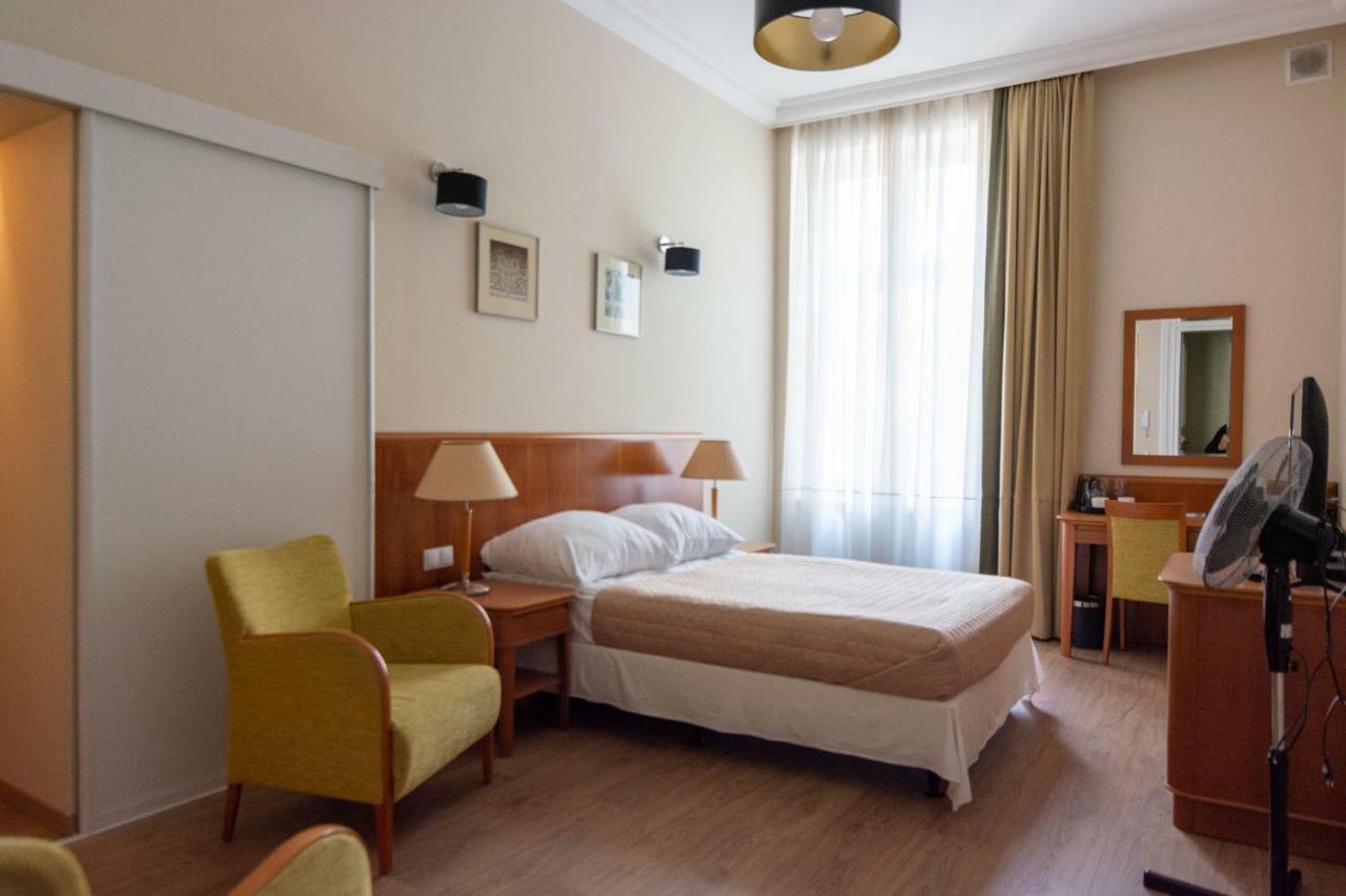 Brass Suites Lodz (Lodz)